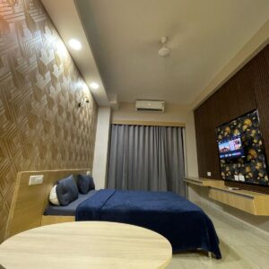 Gaur City Center CSS-40